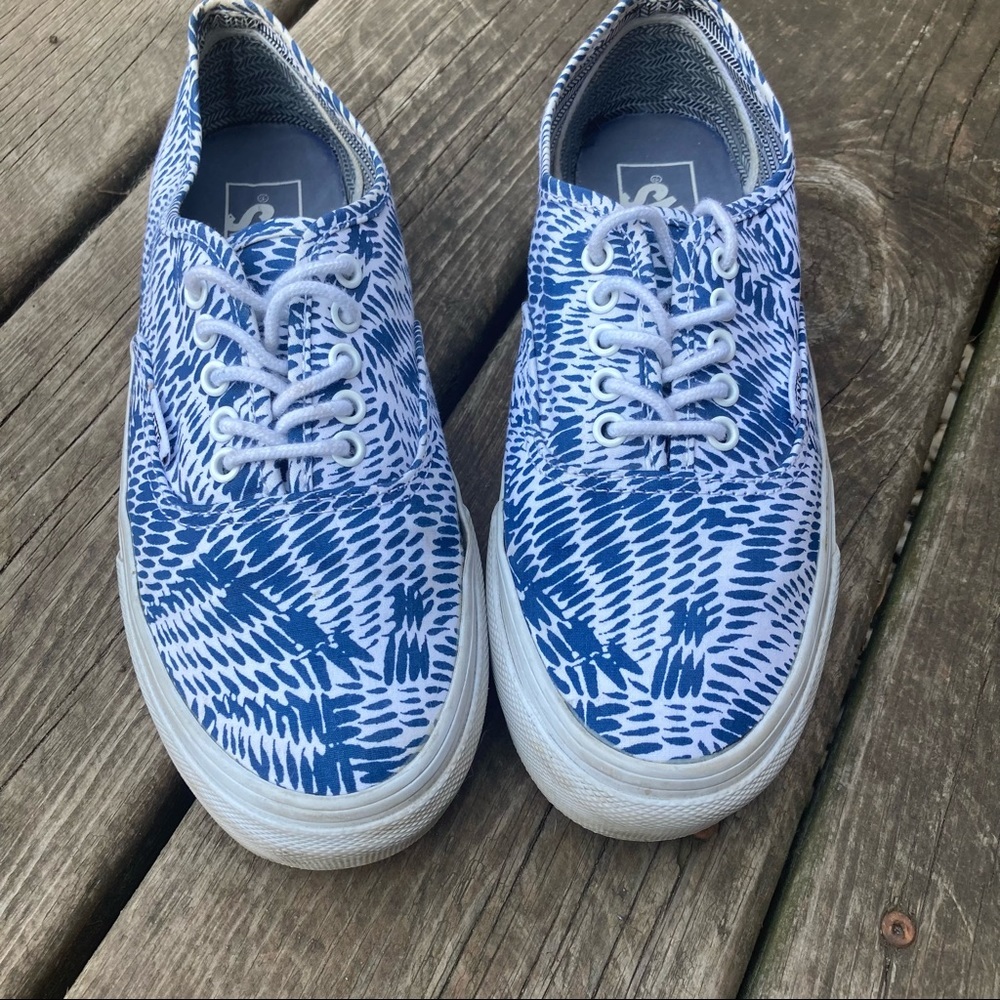 Vintage Vans Off The Wall Sneakers